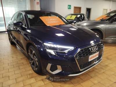 Audi A3 SPORTBACK 35 TDI Bus. Advenced S tronic 18" VIDEO Blu/Azzurro usata Vigevano