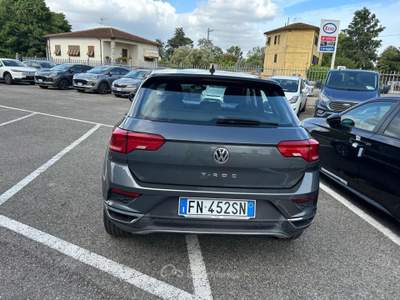 Volkswagen T-Roc 1.0 TSI 115 CV Style BlueMotion Technology Grigio usata Massarosa