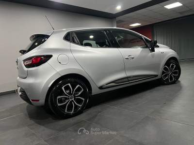 Renault Clio TCe 12V 75 CV 5/p Moschino Zen UNICA PROPRIETARIA Argento usata Atena lucana