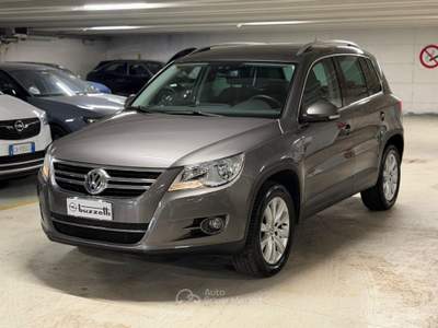Volkswagen Tiguan 2.0 TDI DPF 4MOTION Sport & Style Grigio usata Rho