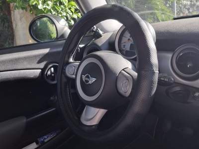 MINI Cooper Tenuta sempre in box, ottimo stato Nero usata Taranto
