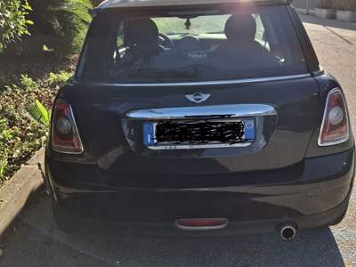 MINI Cooper Tenuta sempre in box, ottimo stato Nero usata Taranto