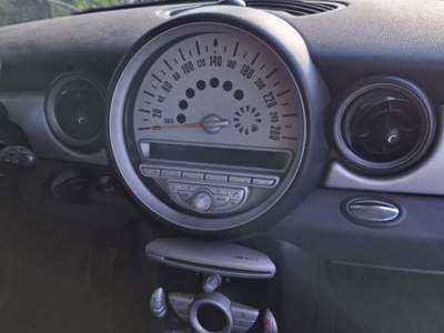 MINI Cooper Tenuta sempre in box, ottimo stato Nero usata Taranto