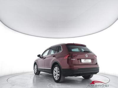 Volkswagen Tiguan 2.0 TDI SCR DSG Business Rosso usata Corciano