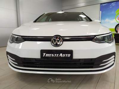 Volkswagen Golf 2.0 TDI 115 CV SCR Life Bianco usata MUGGIA