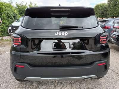 Jeep Avenger 1200 E-HYBRID FREEDOM 110CV AUTOM NAV TETTO Nero usata Vetralla