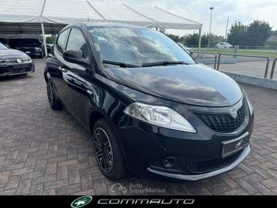 Lancia Ypsilon 1.0 FireFly 5 porte S&S Hybrid Gold Nero usata Quinto di Treviso