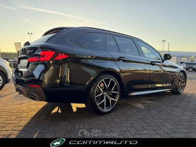 BMW Serie 5 520d d 48V Touring Msport Nero usata Quinto di Treviso