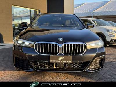 BMW Serie 5 520d d 48V Touring Msport Nero usata Quinto di Treviso