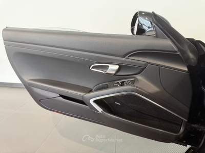 Porsche Cayman Sistema di scarico sportivo Bose Nero usata ARICCIA