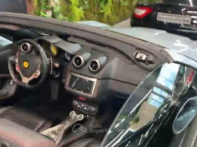 Ferrari California Prima Vernice!!!  Non fumatore tenuta in modo maniacale. Argento usata Segrate