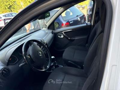 Dacia Duster 1.5 dCi 110CV 4x2 Lauréate Bianco usata Asigliano Veneto