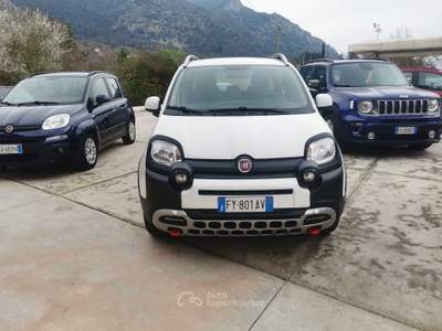 Fiat Panda FIAT PANDA CROSS Bianco usata CASSINO