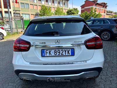 Mercedes-Benz GLA GLA 220 Business 4Matic Automatica TAGLIANDI UFFICIALI Bianco usata Cormano