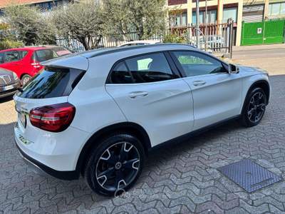 Mercedes-Benz GLA GLA 220 Business 4Matic Automatica TAGLIANDI UFFICIALI Bianco usata Cormano