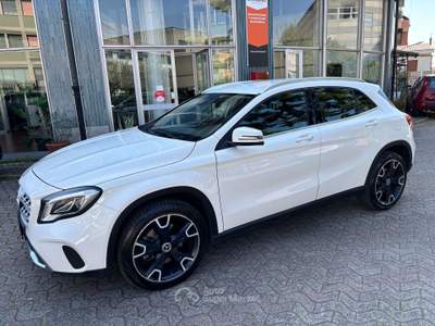 Mercedes-Benz GLA GLA 220 Business 4Matic Automatica TAGLIANDI UFFICIALI Bianco usata Cormano