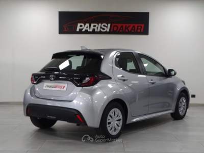 Toyota Yaris 1.5 Hybrid 5 porte Active *PROMO PARISI GROUP* Argento usata Concorezzo
