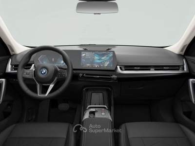 BMW iX1 eDrive 20 X-Line Pure Edition Nero usata Bussolengo