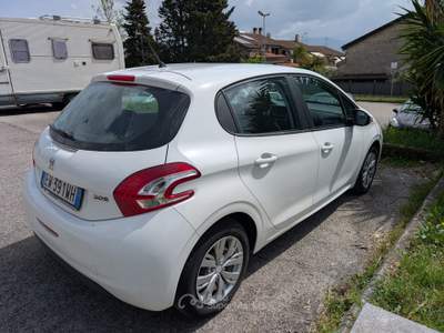 Peugeot 208 Auto da vedere usata Terni