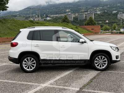 Volkswagen Tiguan VOLKSWAGEN Tiguan 2.0 TDI 170 CV 4MOTION Sport & Style Bianco usata Trento