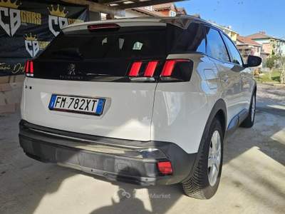 Peugeot 3008 3008 II 2016 1.6 bluehdi Business Bianco usata Chivasso