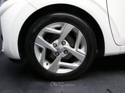 Hyundai i10 1.0 MPI Tech Bianco usata Arsiè