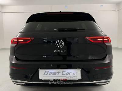 Volkswagen Golf Golf VIII 2.0 TDI STYLE/LED/DSG NAVI/ Nero usata Savigliano