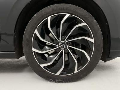 Volkswagen Golf Golf VIII 2.0 TDI STYLE/LED/DSG NAVI/ Nero usata Savigliano