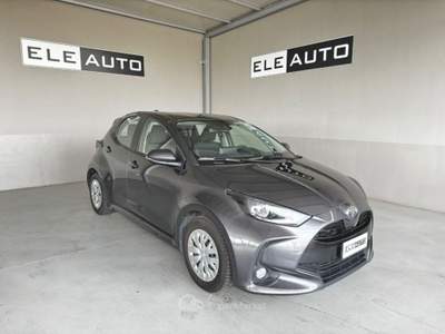 Toyota Yaris 1.5 Hybrid 5 porte - Neopatentati Grigio usata Sedriano