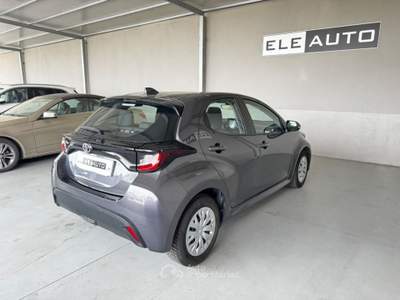 Toyota Yaris 1.5 Hybrid 5 porte - Neopatentati Grigio usata Sedriano
