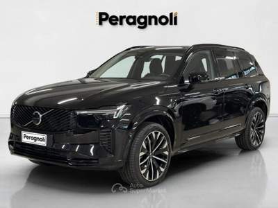 Volvo XC90 T8 Plug-in hybrid AWD automatico 7 posti Plus Dark Nero usata Firenze