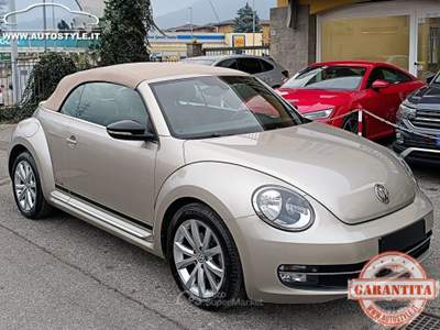 Volkswagen Maggiolino Cabrio 2.0 TDI CLUB BMT 110Cv EURO6 Argento usata CONCESIO