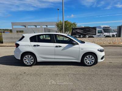 Fiat Tipo 1.3 Mjt S&S Pop AUTOVETTURA Bianco usata Maruggio