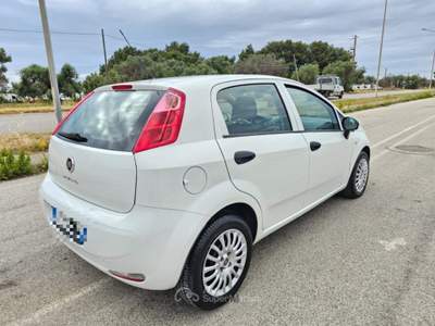 Fiat Punto 1.3 MJT 95CV 5 porte Van Easy 4 posti E6 Bianco usata Maruggio