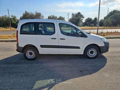 Peugeot Partner TEPEE 1.6 BLUEHDI 75CV ACCESS MIX 5 POSTI N1 Bianco usata Maruggio
