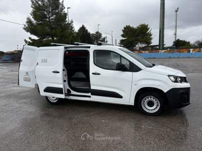 Peugeot Partner BlueHDi 100 S&S PC Premium ALLESTITO OFFICINA Bianco usata Maruggio
