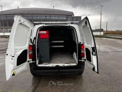Peugeot Partner BlueHDi 100 S&S PC Premium ALLESTITO OFFICINA Bianco usata Maruggio