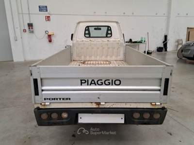 Piaggio Porter 1.3 Cabinato Ext (1,7t) CASSONE FISSO Bianco usata Maruggio