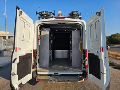 Ford Transit 350 2.0TDCi EcoBlue 130CV 4WD PM-TM ALLESTITO Bianco usata Maruggio