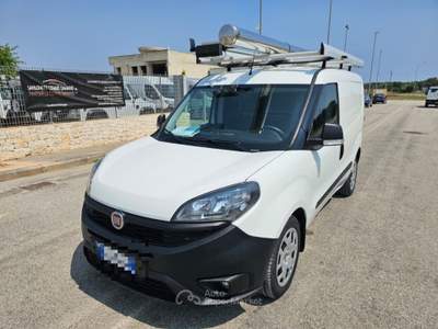 Fiat Doblò Doblò 1.6 MJT 105CV PC-TN Cargo Lounge ALLESTITO Bianco usata Maruggio