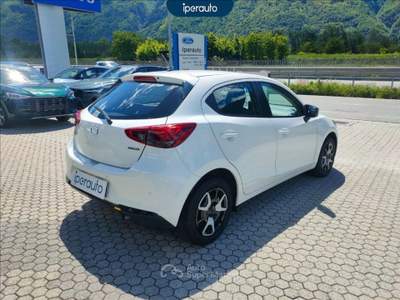 Mazda 2 2 1.5 m-hybrid centre-line 90cv Bianco usata Bergamo
