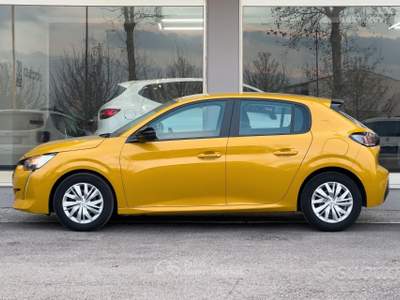 Peugeot 208 Stop&Start 5 porte Active usata Paese