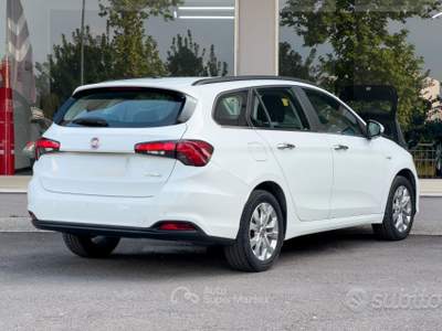 Fiat Tipo Mjt S&S SW Lounge usata Paese