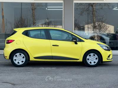Renault Clio DIESEL VAN 2 POSTI usata Paese