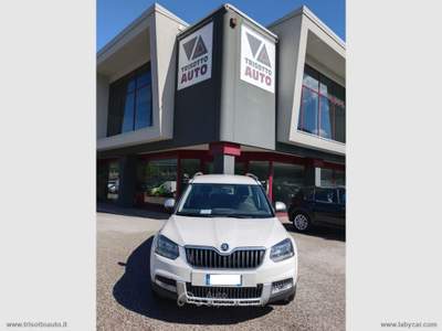 Skoda Yeti Yeti Outdoor 2.0 TDI SCR 110 CV Easy Bianco usata Scurelle