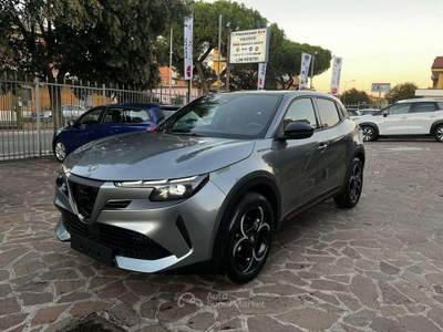 Alfa Romeo Junior Junior 1.2 ibrida Speciale 136cv edct6 Grigio usata Albano Laziale
