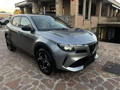 Alfa Romeo Junior Junior 1.2 ibrida Speciale 136cv edct6 Grigio usata Albano Laziale