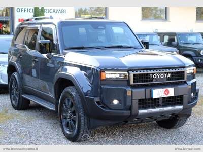 Toyota Land Cruiser Land Cruiser 2.8 D4D A/T AWD Adventure Grigio usata Langhirano