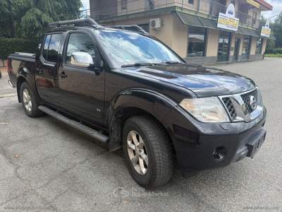 Nissan Navara Navara 3.0 dCi 4p. Double Cab LE V6 Nero usata Rivalta di Torino