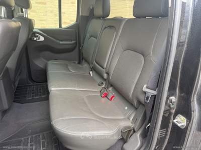 Nissan Navara Navara 3.0 dCi 4p. Double Cab LE V6 Nero usata Rivalta di Torino